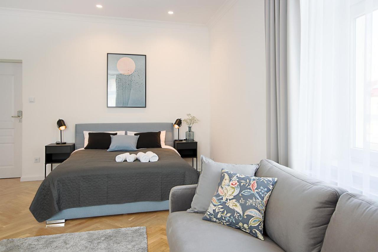 Wanderlust Apartments Krakow Bagian luar foto