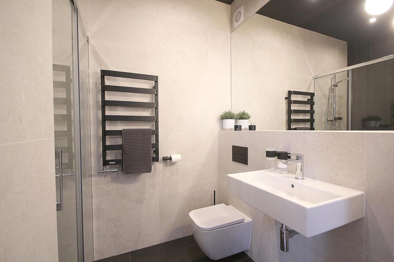 Wanderlust Apartments Krakow Bagian luar foto