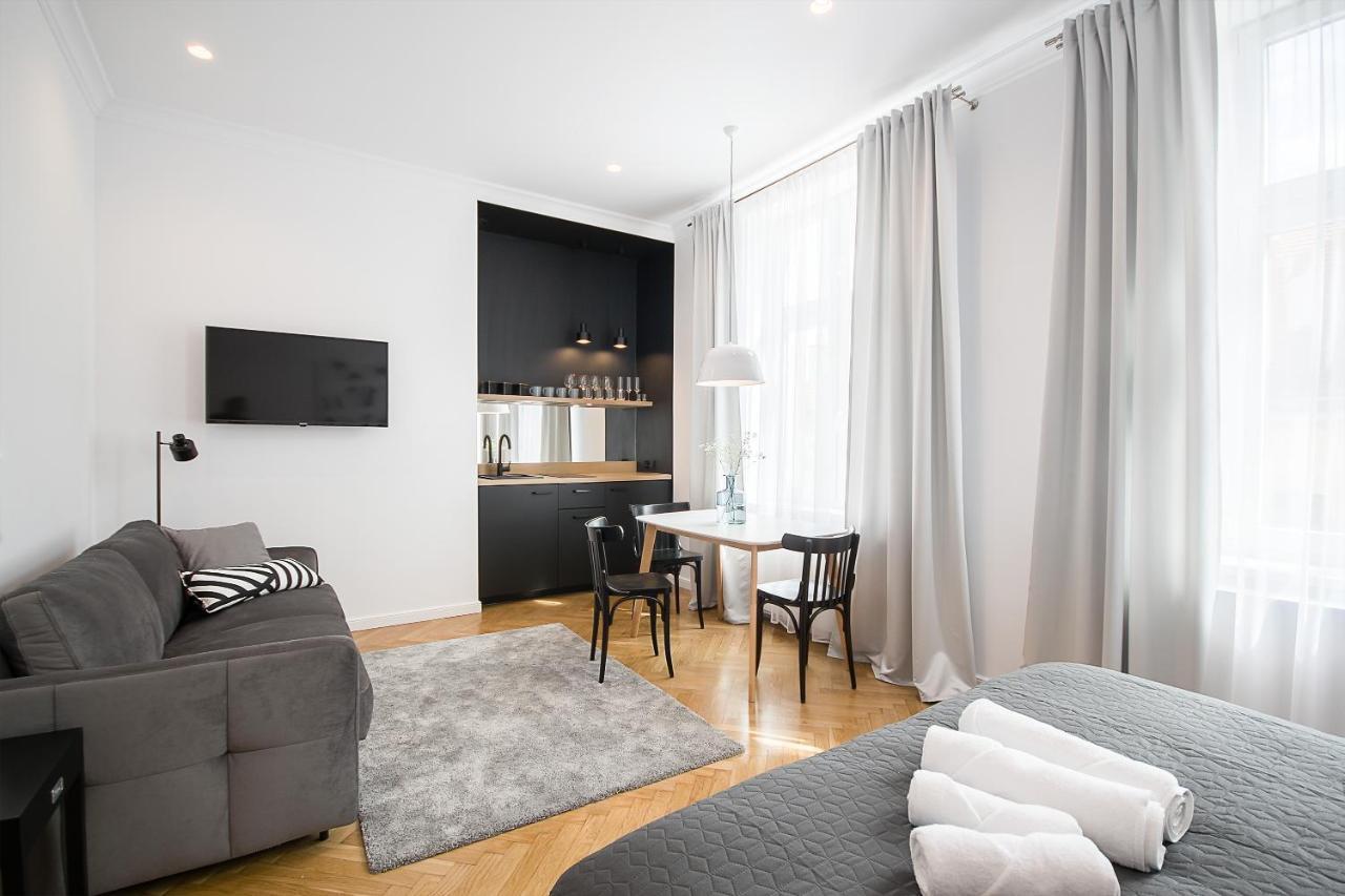 Wanderlust Apartments Krakow Bagian luar foto