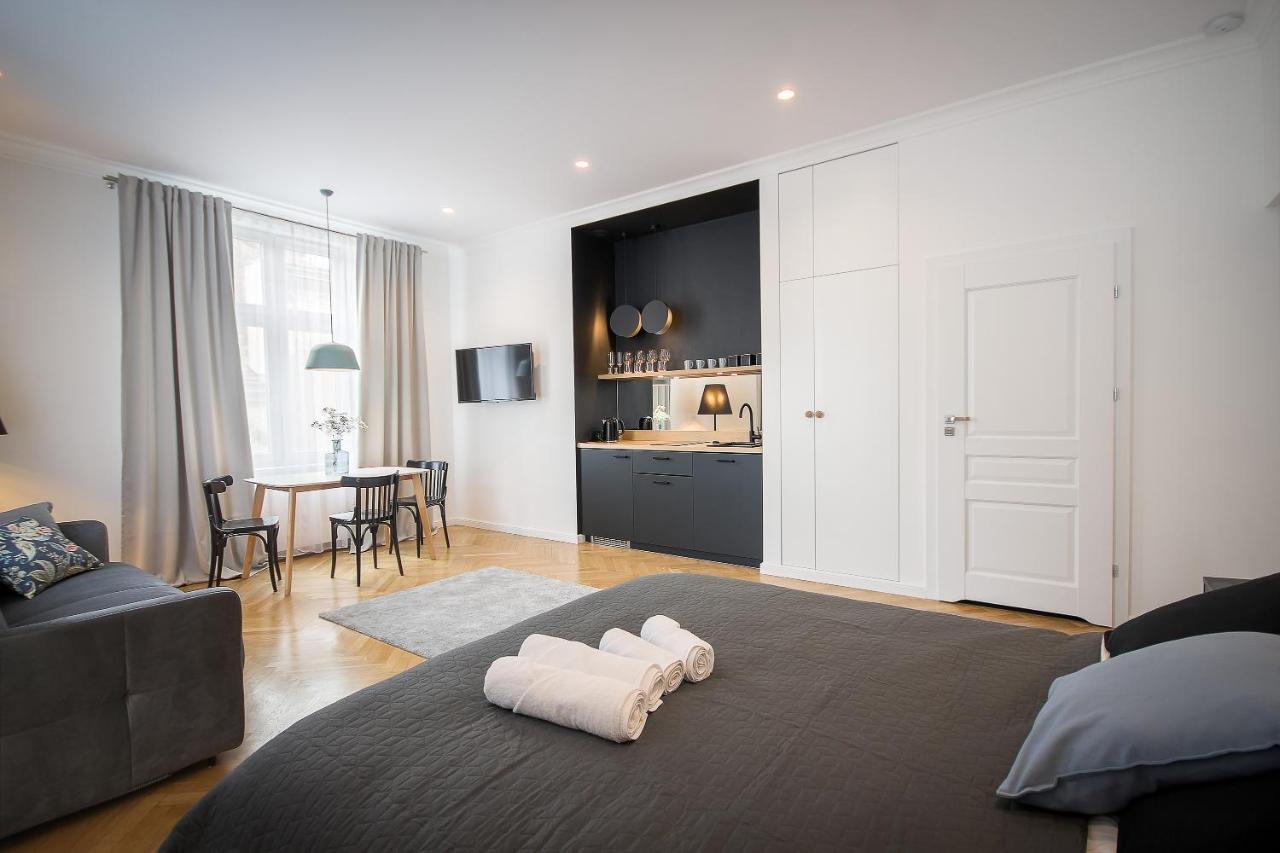 Wanderlust Apartments Krakow Bagian luar foto