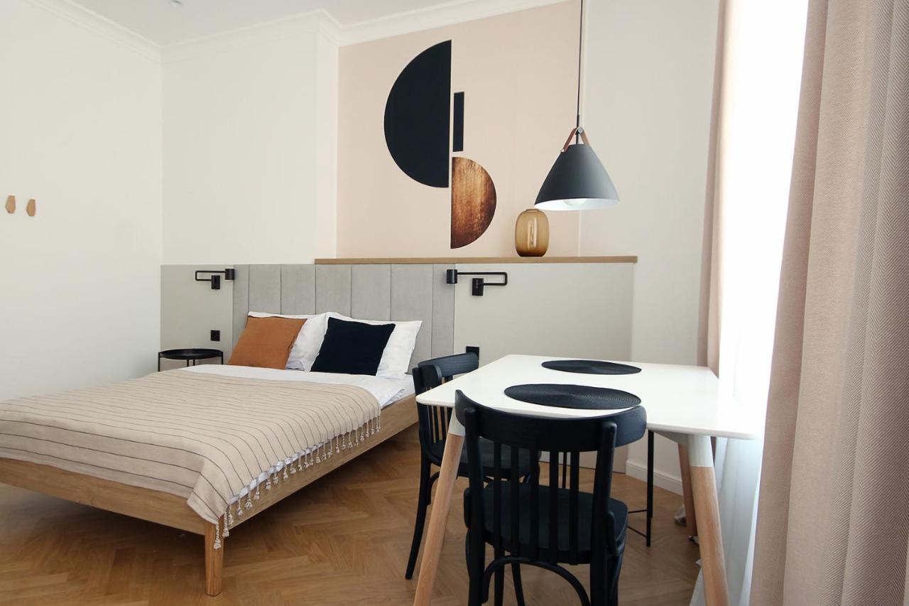 Wanderlust Apartments Krakow Bagian luar foto