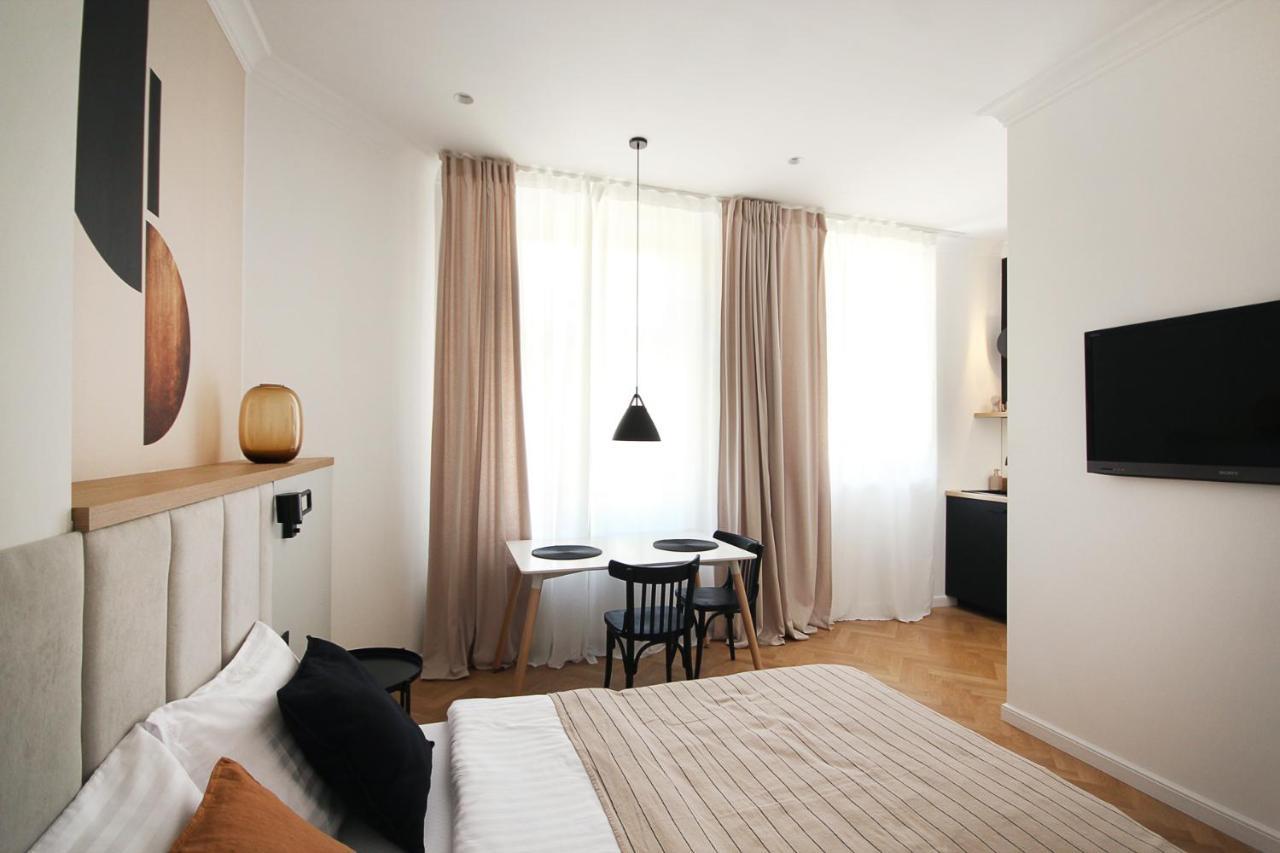 Wanderlust Apartments Krakow Bagian luar foto